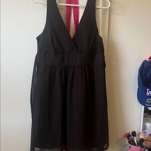 Elegant Black Sleeveless Dress